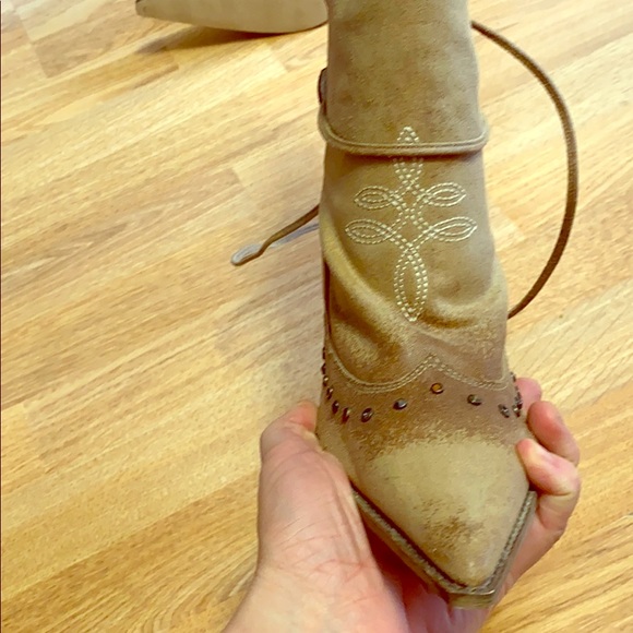 Studded tanned cow boy boots - Picture 7 of 7